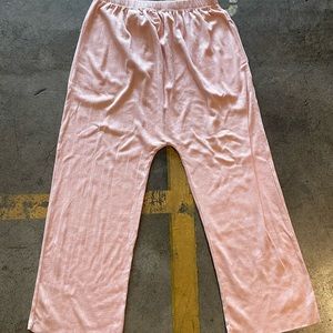 The Great Lounge Crop Pink Drop Crotch Pants, size 1 (small)